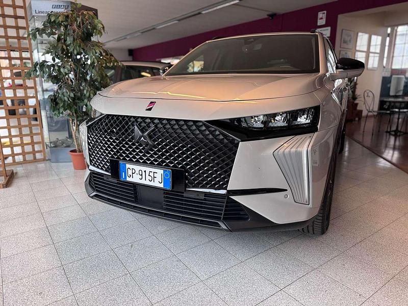 Usata DS Automobiles DS7 Crossback Performance 131 CV (96 kW) 2023 Argento SUV