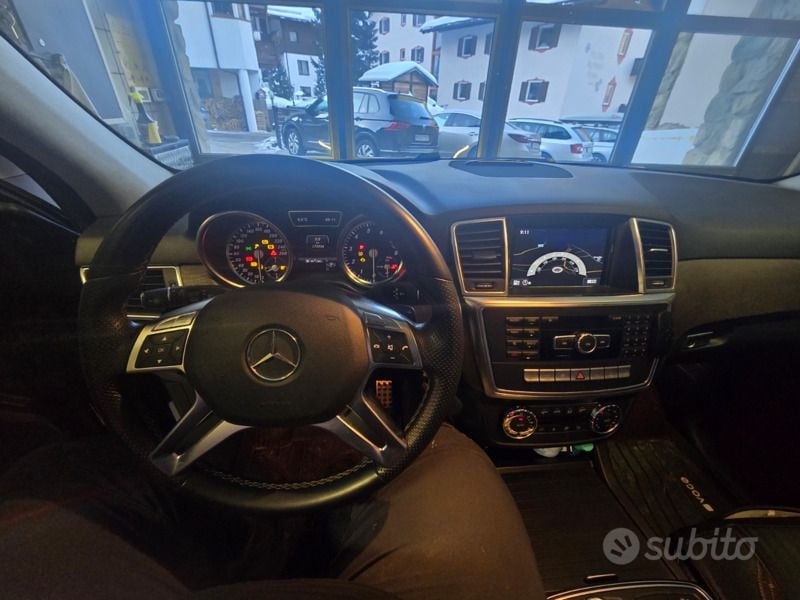 Usata Mercedes ML350 Premium 306 CV (225 kW) 2013 Nero SUV