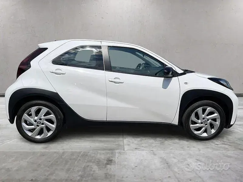 Usata Toyota Aygo X Active 72 CV (52 kW) 2022 Other SUV