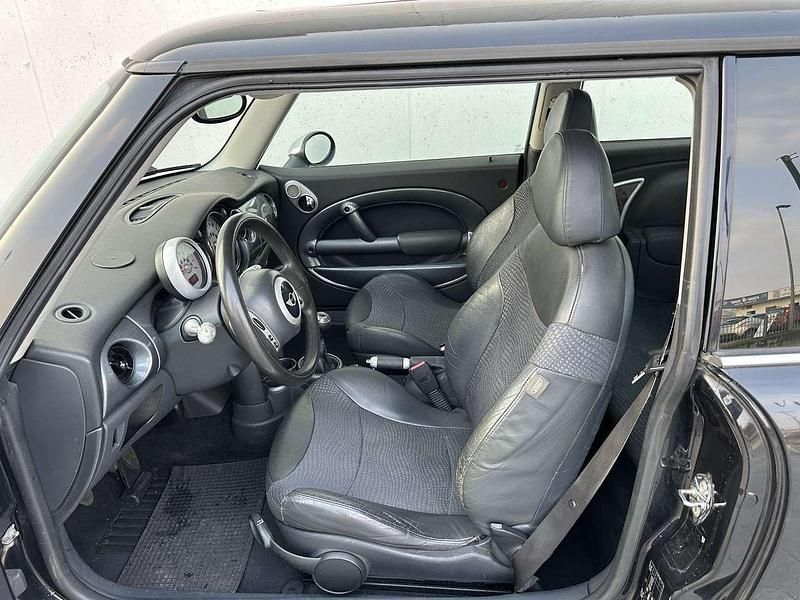 Usata Mini Cooper 116 CV (85 kW) 2002 Other Utilitaria