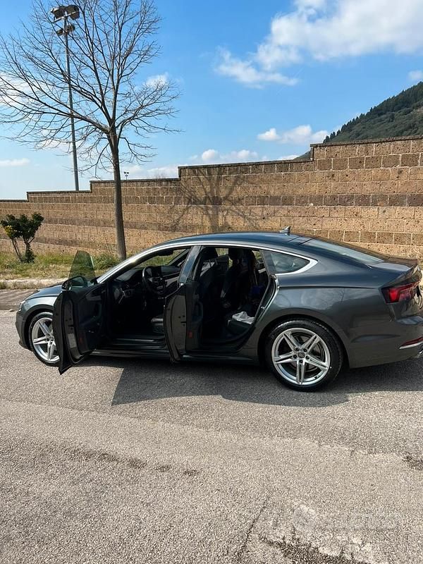 Usata Audi A5 S-Line 170 CV (125 kW) 2019 Grigio Coupé