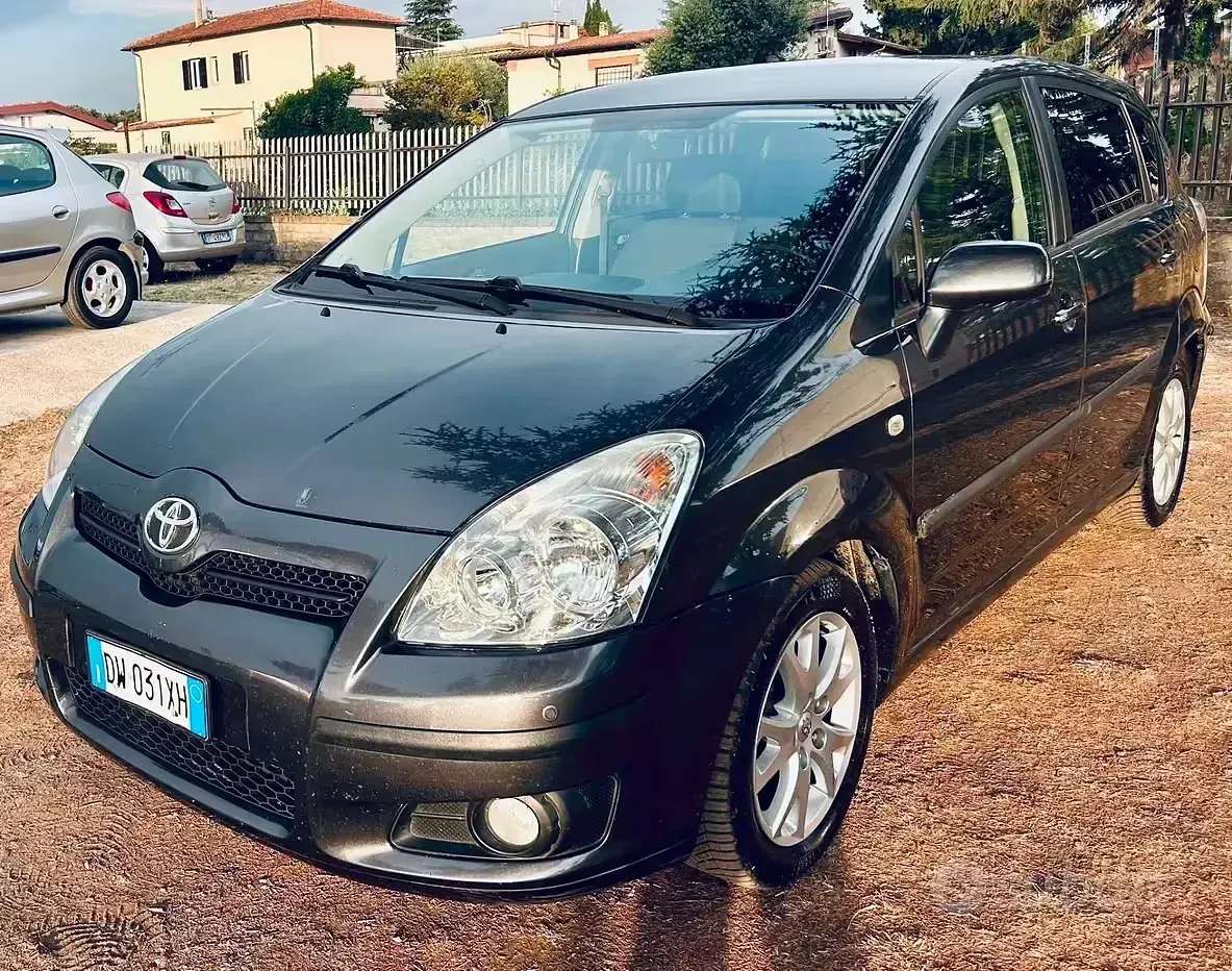 Usata Toyota Corolla Verso Sol 136 CV (100 kW) 2008 Monovolume