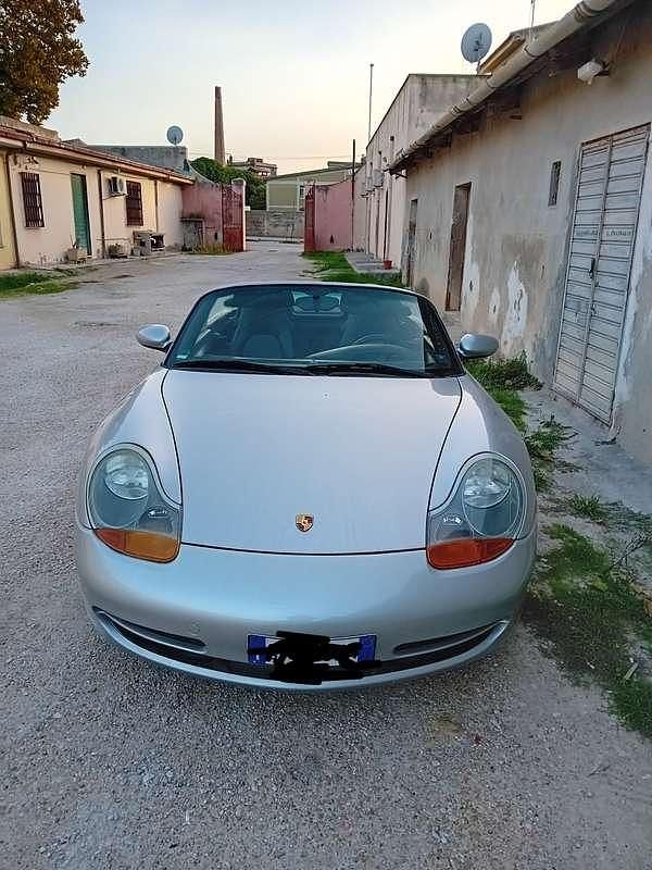 Usata Porsche Boxster 220 CV (161 kW) 2000 Grigio Cabrio