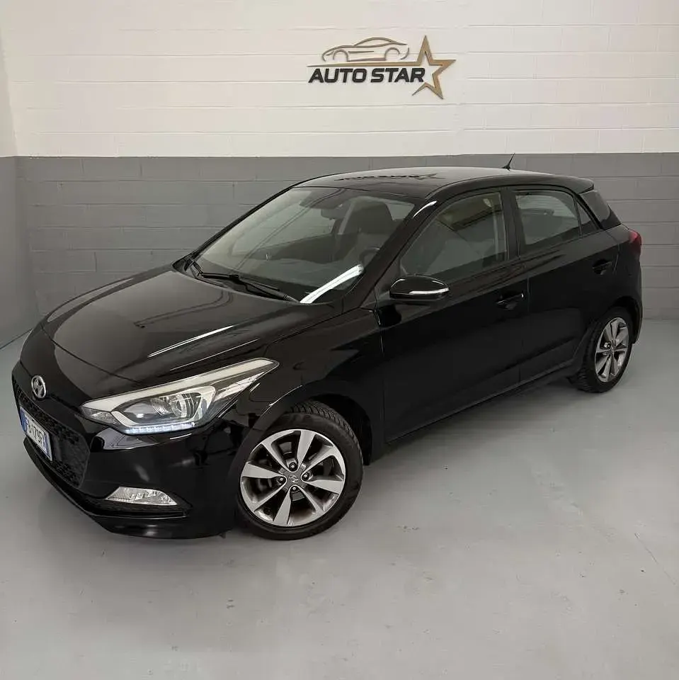 Usata Hyundai i20 75 CV (55 kW) 2015 Other Utilitaria