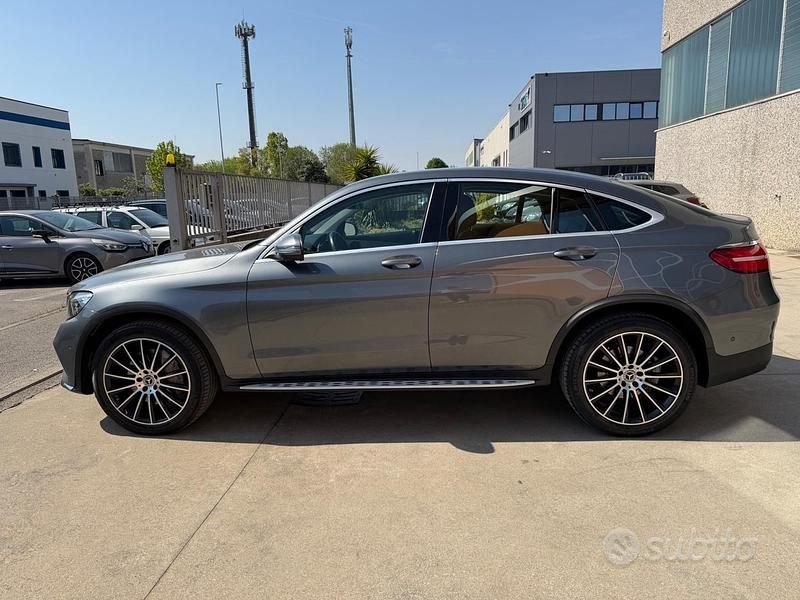 Usata Mercedes GLC250 Premium 204 CV (150 kW) 2018 Grigio Coupé