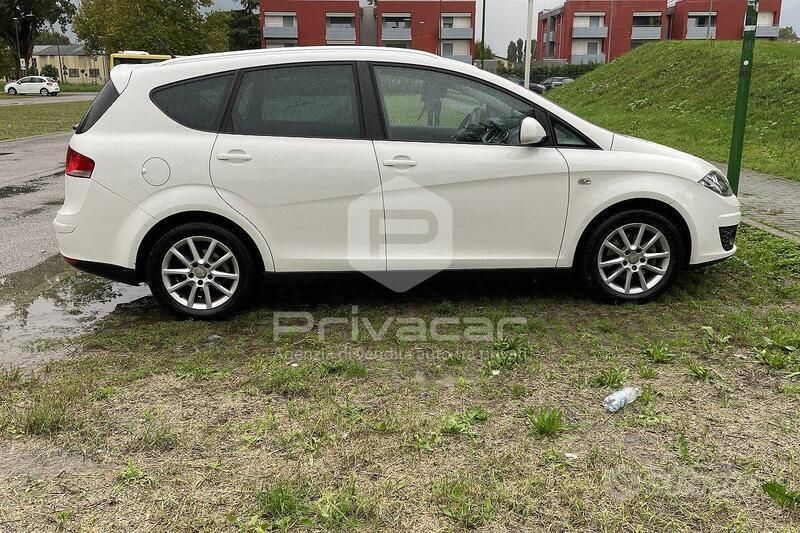 Usata Seat Altea XL Style 105 CV (77 kW) 2012 Bianco Monovolume