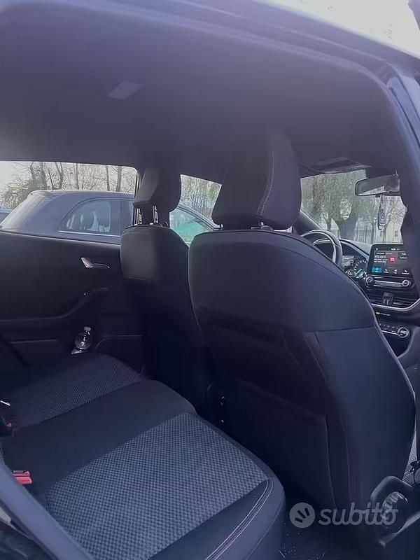 Usata Ford Fiesta ST-Line 86 CV (63 kW) 2019 Nero Utilitaria