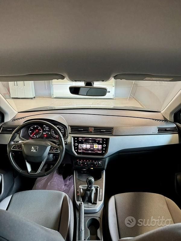 Usata Seat Arona Style 95 CV (69 kW) 2018 Grigio SUV