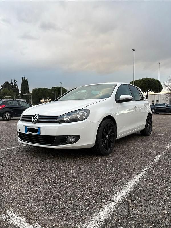 Usata VW Golf VI 110 CV (80 kW) 2009 Bianco Utilitaria