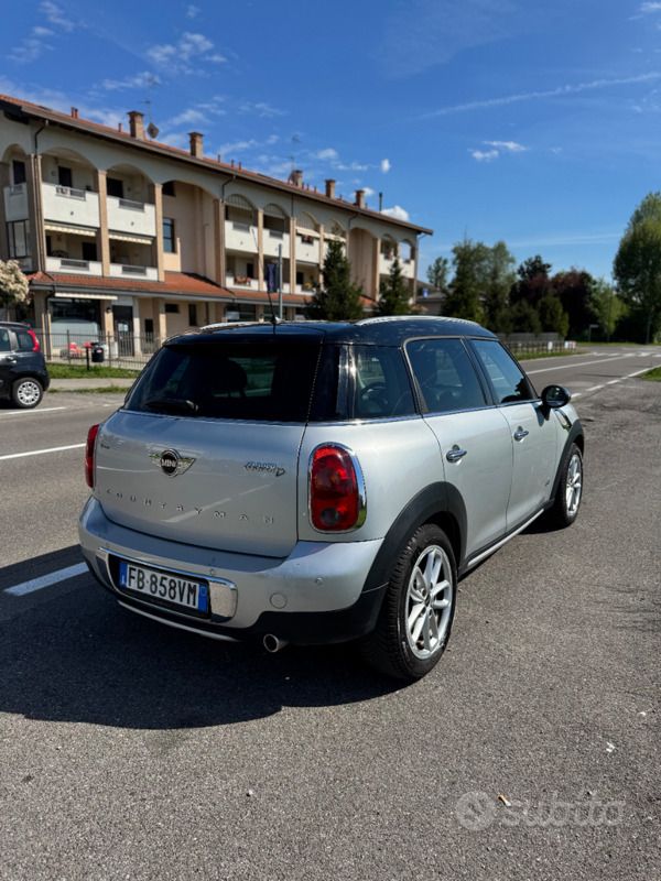 Grigio Usata 2015 Mini Cooper D Countryman SUV | 10.000 € (Buon prezzo) - Immagine 1/4
