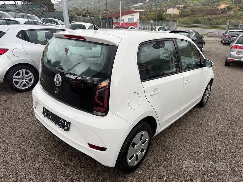 Usata VW up! 75 CV (55 kW) 2017 Bianco Utilitaria