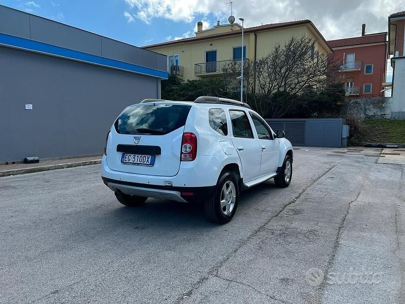 Usata Dacia Duster 105 CV (77 kW) 2011 Bianco SUV