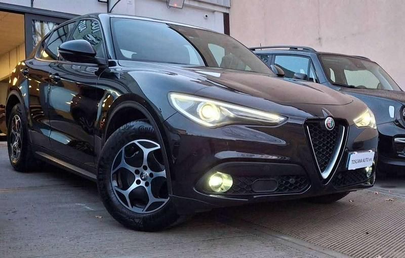 Usata Alfa Romeo Stelvio Business 190 CV (139 kW) 2022 Nero SUV