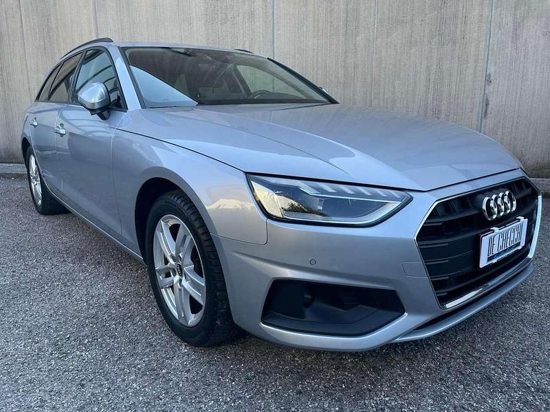 Usata Audi A4 Business 150 CV (110 kW) 2021 Argento Station wagon