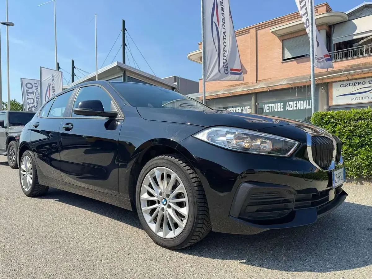 Usata BMW 116 Advantage 116 CV (85 kW) 2020 Nero Utilitaria