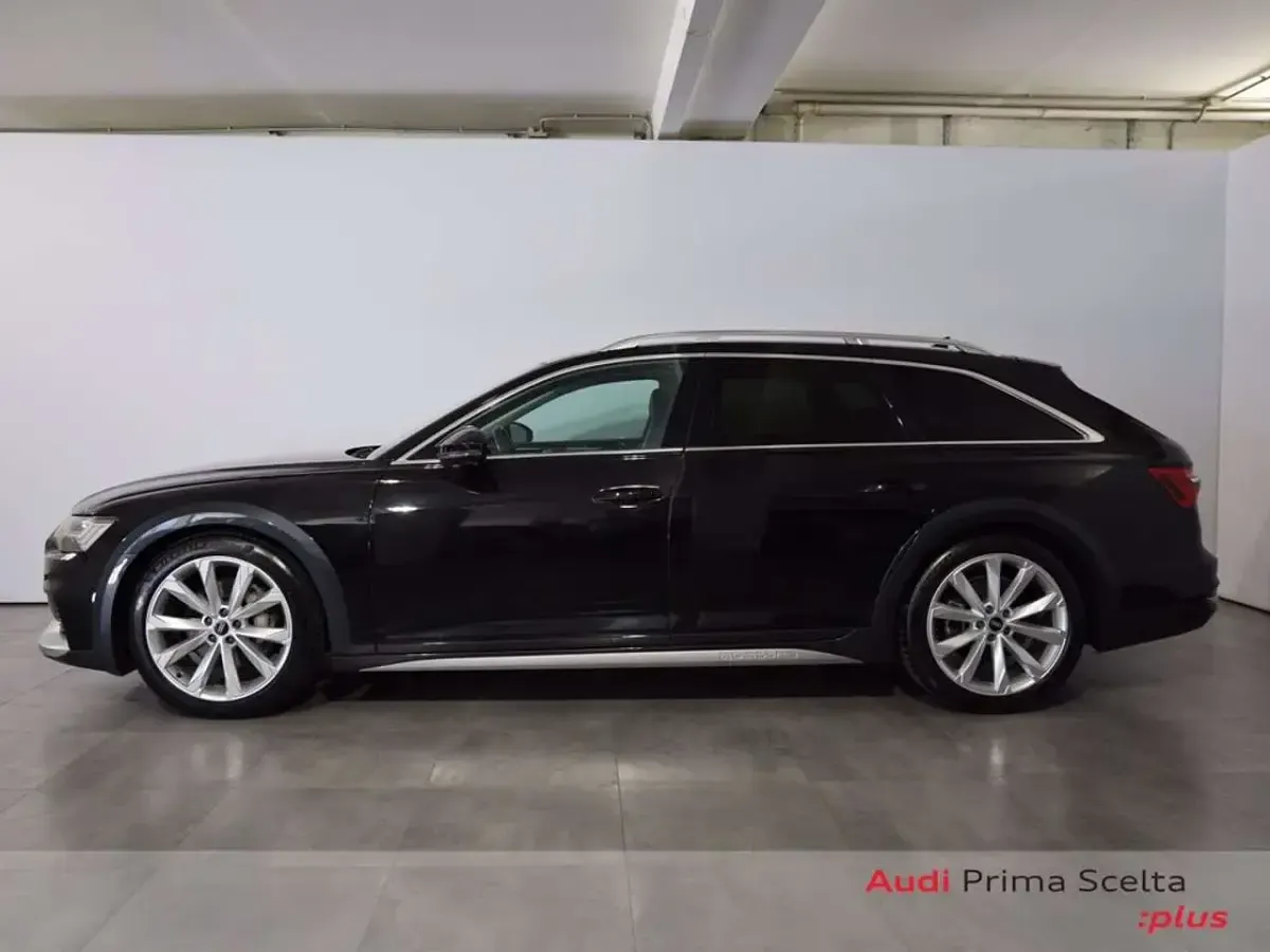Usata Audi A6 Allroad 286 CV (210 kW) 2021 Nero mito metallizzato Station wagon