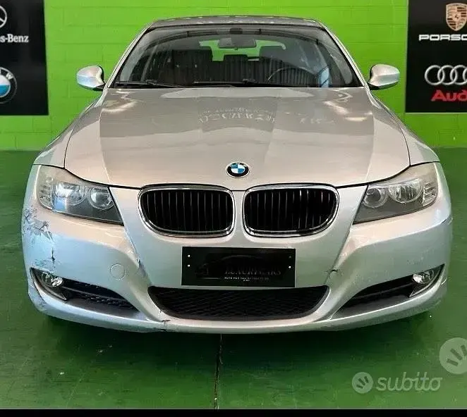 Usata BMW 318 143 CV (105 kW) 2009 Grigio Station wagon