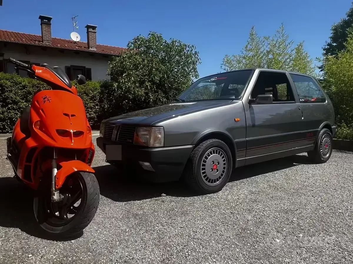 Usata Fiat Uno 105 CV (77 kW) 1988 Grigio Utilitaria