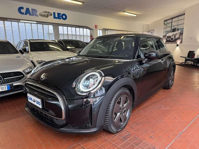 Usata Mini Cooper Classic 102 CV (75 kW) 2022 Nero Utilitaria