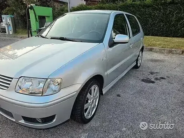 Usata VW Polo Comfortline 75 CV (55 kW) 2002 Grigio Berlina