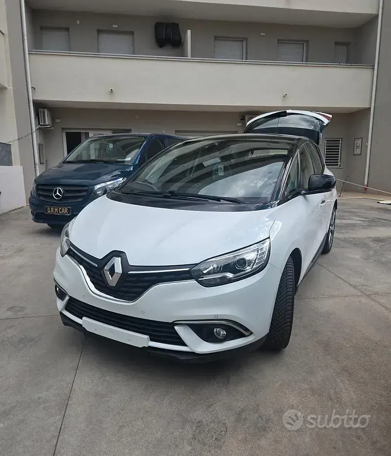 Usata Renault Scénic IV Initiale 163 CV (119 kW) 2018 Bianco Monovolume