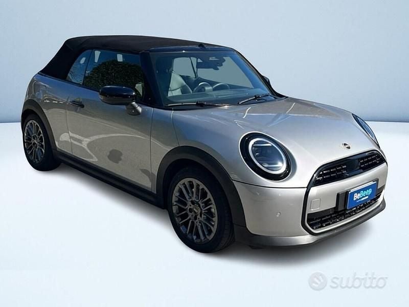 Usata Mini Cooper Cabriolet Classic 163 CV (119 kW) 2025 Argento Cabrio