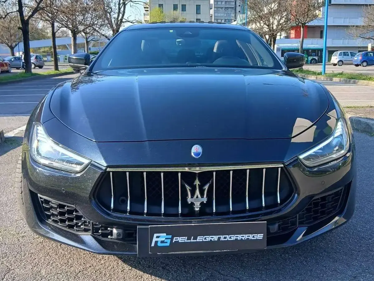 Usata Maserati Ghibli 275 CV (202 kW) 2019 Nero Berlina