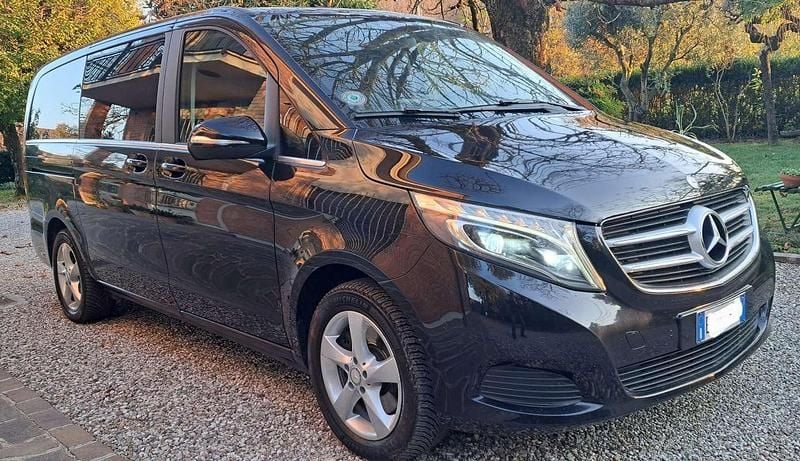 Usata Mercedes V250 190 CV (139 kW) 2015 Nero Monovolume