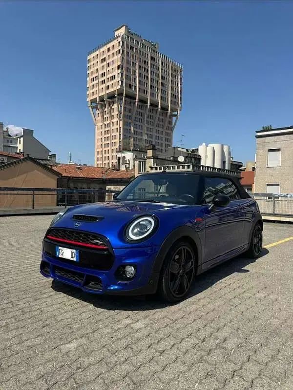 Usata Mini Cooper S Cabriolet Hype 192 CV (141 kW) 2018 Blu/azzurro Cabrio