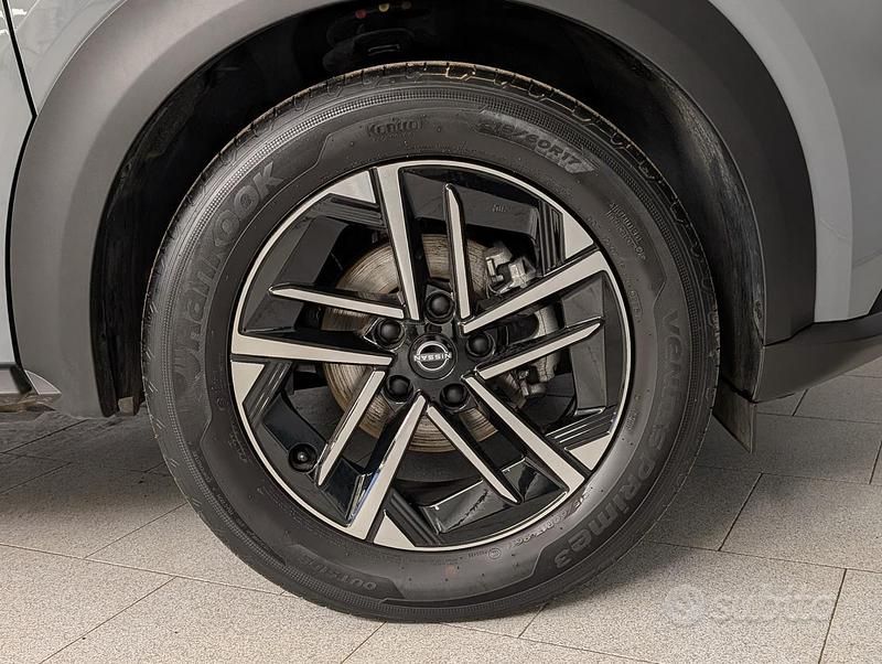 Usata Nissan Juke N-Connecta 114 CV (83 kW) 2025 Grigio SUV