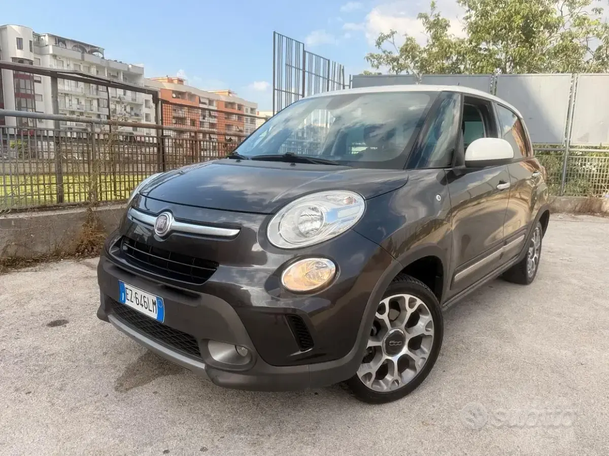 Usata Fiat 500L Trekking 85 CV (62 kW) 2016 Grigio Monovolume