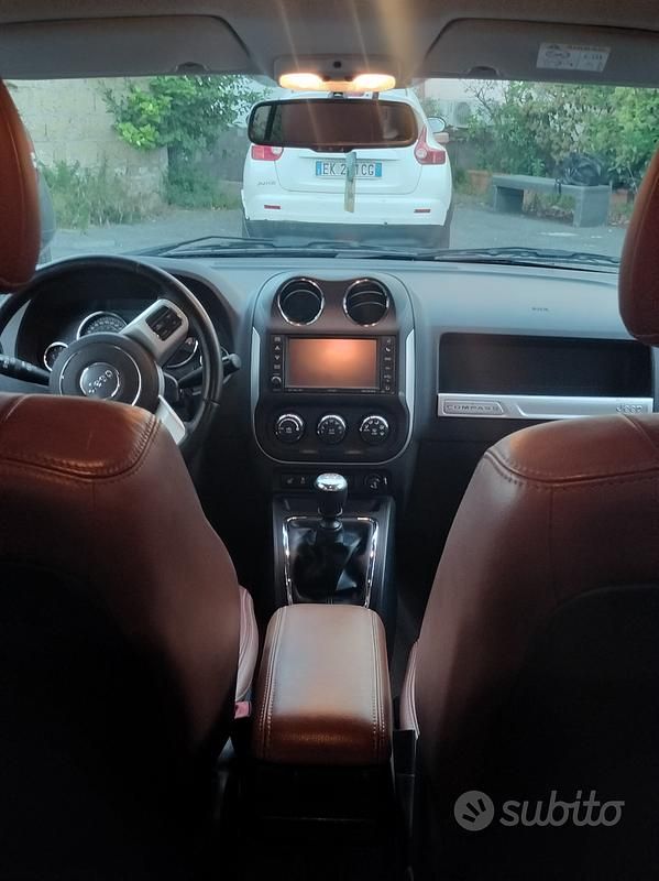Usata Jeep Compass 136 CV (100 kW) 2014 Grigio SUV
