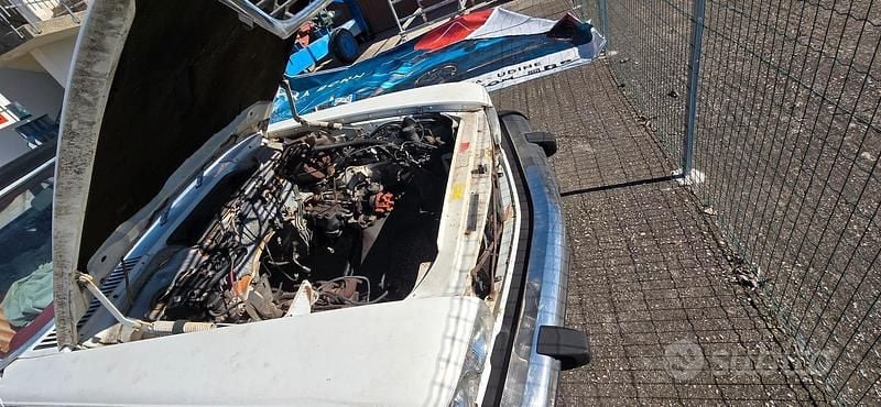 Begagnad Mercedes SL450 217 HK (159 kW) 1980 Vit Cab