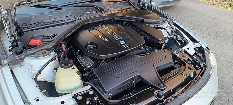 Usata BMW 320 Comfort Edition 163 CV (119 kW) 2016 Berlina
