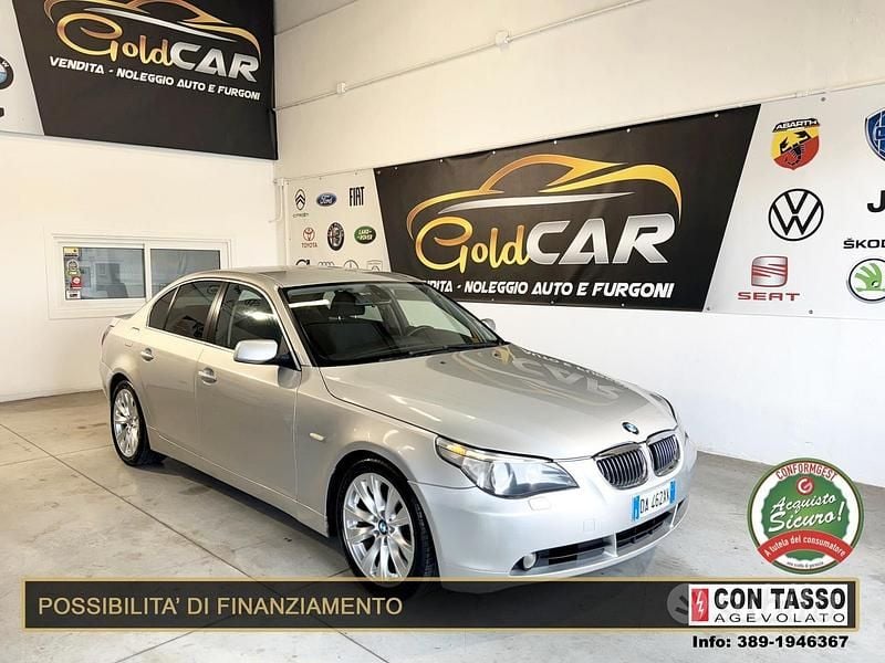 Grigio Usata 2006 BMW 520 Tre volumi | 3990 € (Buon prezzo) - Immagine 1/4