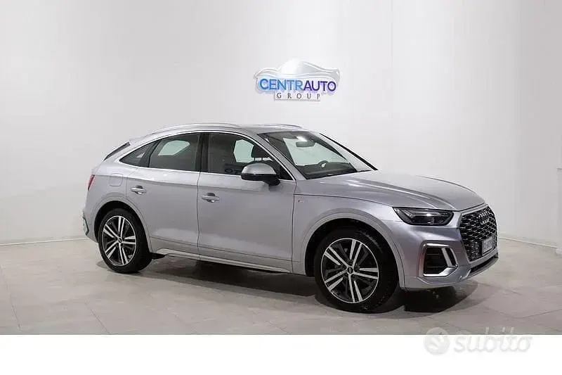 Usata Audi Q5 Sportback S-line plus 163 CV (119 kW) 2022 Grigio SUV