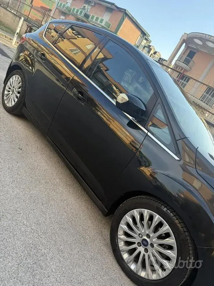 Usata Ford C-MAX 115 CV (84 kW) 2011 Nero Monovolume
