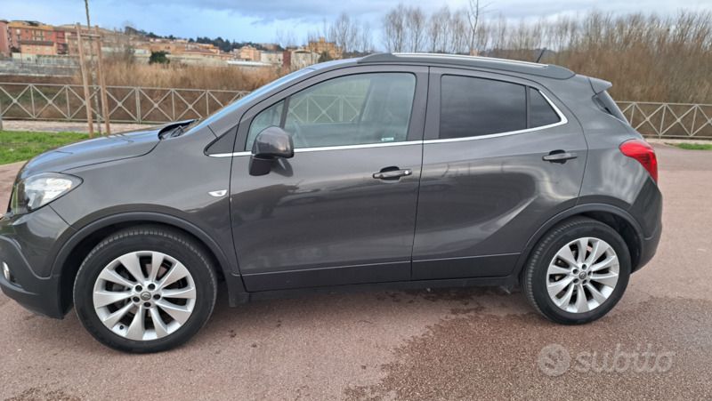 Grigio Usata 2016 Opel Mokka SUV | 11.500 € (Molto cara) - Immagine 1/4