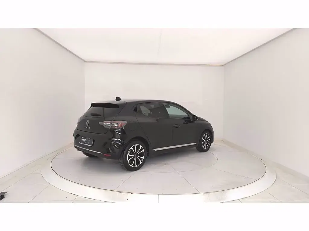 Usata Renault Clio Techno 91 CV (66 kW) 2025 Nero metallizzato Utilitaria