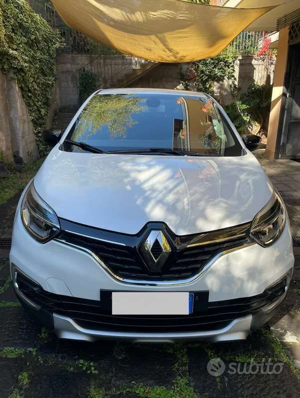 Usata Renault Captur Intens 120 CV (88 kW) 2017 Bianco SUV