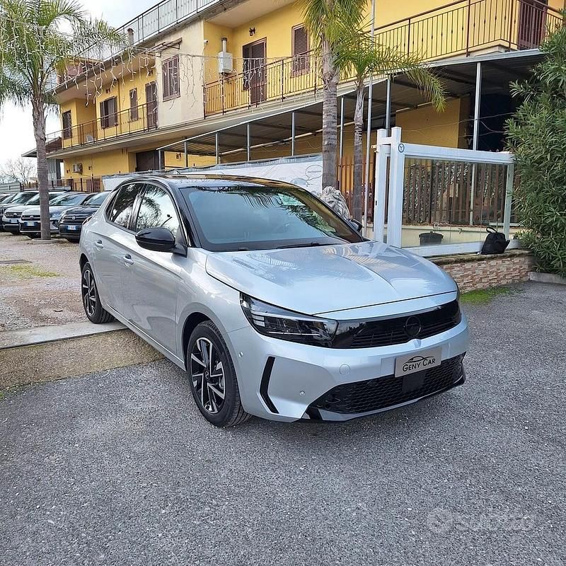 Usata Opel Corsa S 100 CV (73 kW) 2025 Grigio Berlina