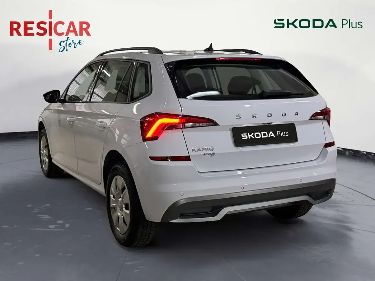 Occasion Skoda Kamiq Ambition 110 ch (80 kW) 2022 Blanc SUV