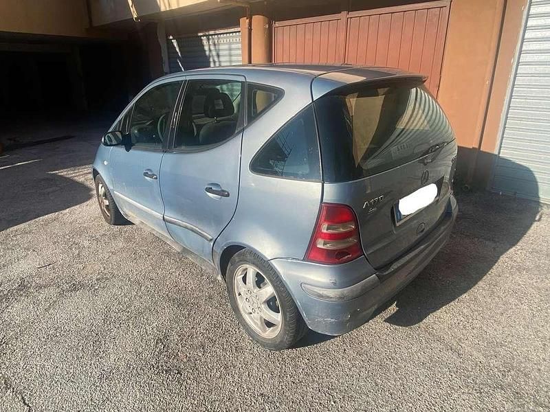 Usata Mercedes A170 Classic 95 CV (69 kW) 2003 Blu/azzurro Monovolume