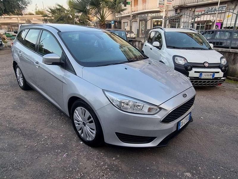 Usata Ford Focus Business Edition 95 CV (69 kW) 2018 Grigio Station wagon