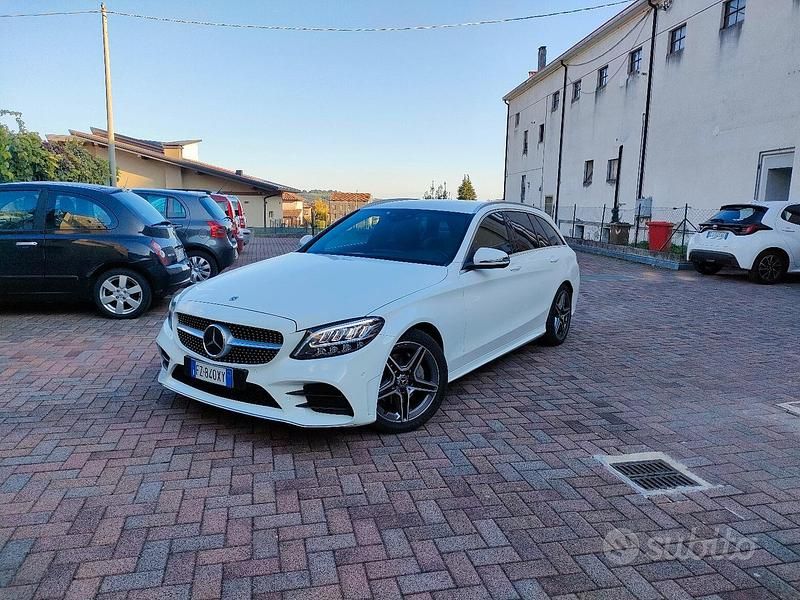 Bianco Usata 2018 Mercedes C220 Premium Tre volumi | 21.500 € (Buon prezzo) - Immagine 1/4