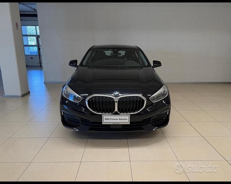 Usata BMW 116 Advantage 116 CV (85 kW) 2022 Nero Utilitaria
