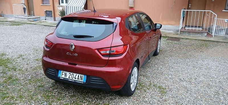 Usata Renault Clio IV 75 CV (55 kW) 2018 Berlina