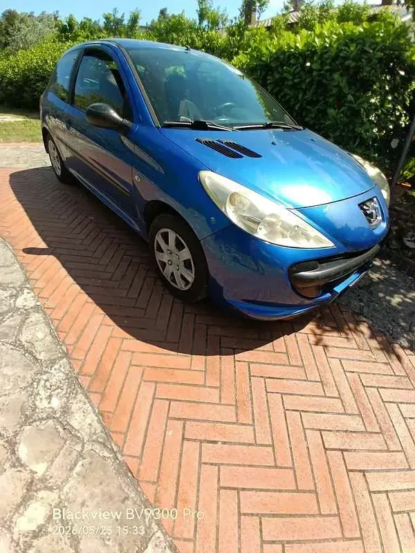 Usata Peugeot 206 60 CV (44 kW) 2011 Berlina
