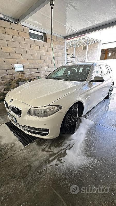 Usata BMW 520 190 CV (139 kW) 2017 Bianco Station wagon