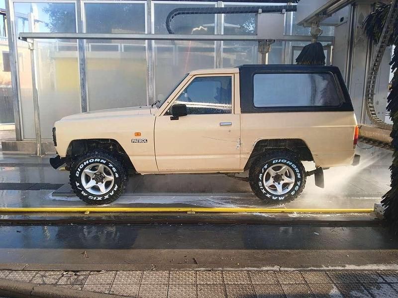Usata Nissan Patrol 110 CV (80 kW) 1988 Giallo SUV
